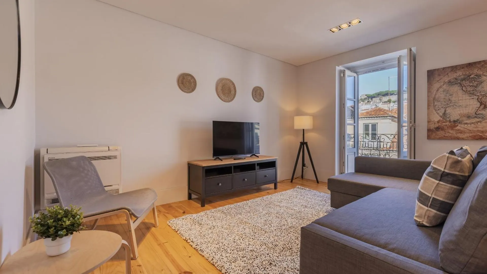 Lisbon'S Heart Apartment VI