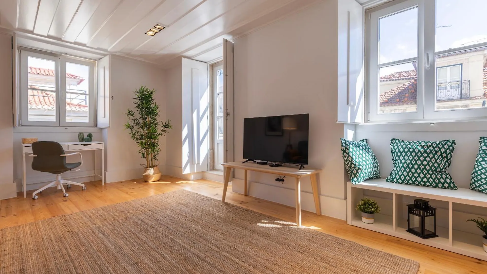 Lisbon'S Heart Apartment VI
