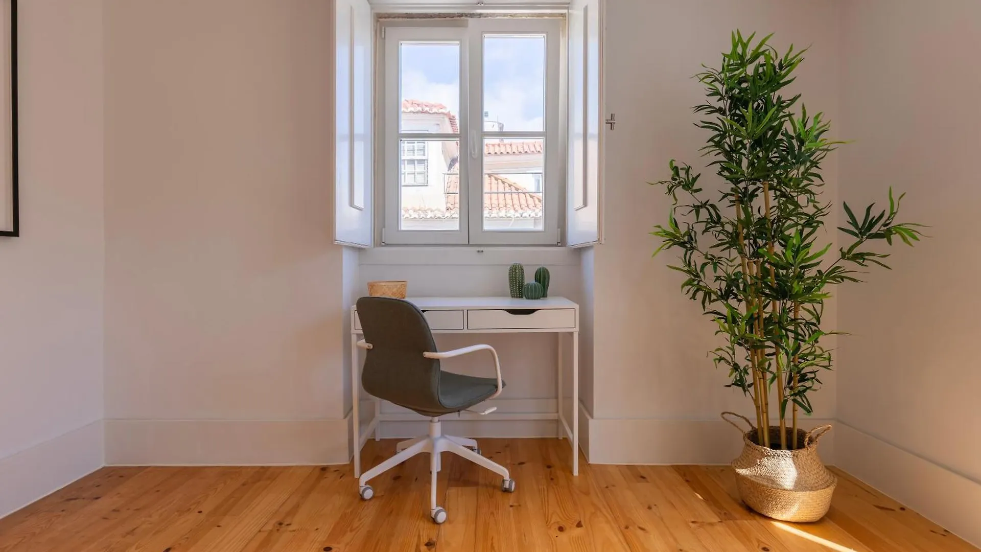 Lisbon'S Heart Apartment VI